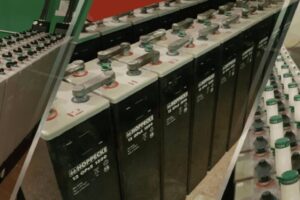 Расчет времени автономности АКБ: примеры комплектации на базе Hoppecke